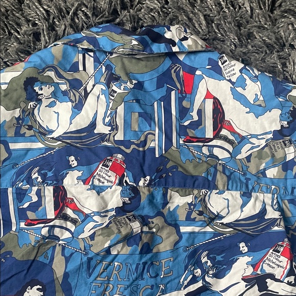 Iceberg Blue and Red 2 Piece set shirt and shorts size XL - Picture 9 of 15